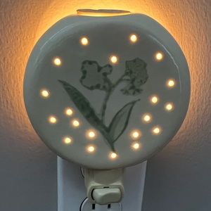 Aveda essential oil diffuser night light